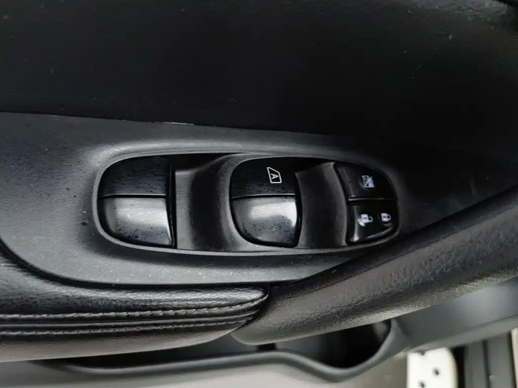 Nissan X-Trail 2015 — фото 9