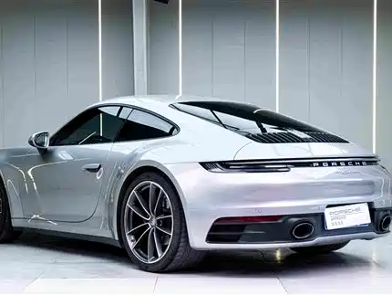 Porsche 911 2022 — фото 8