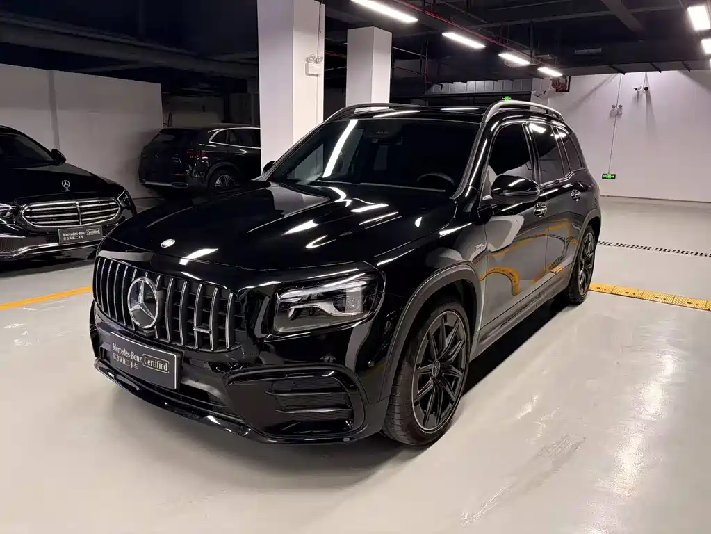 Mercedes-Benz GLB AMG 2025
