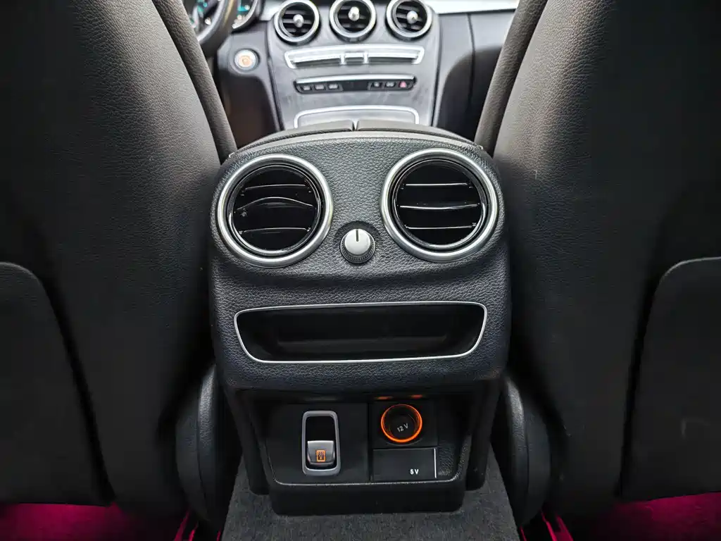 Mercedes-Benz C-Class 2021 — фото 10