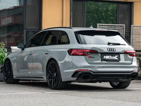 Audi RS 4 2019