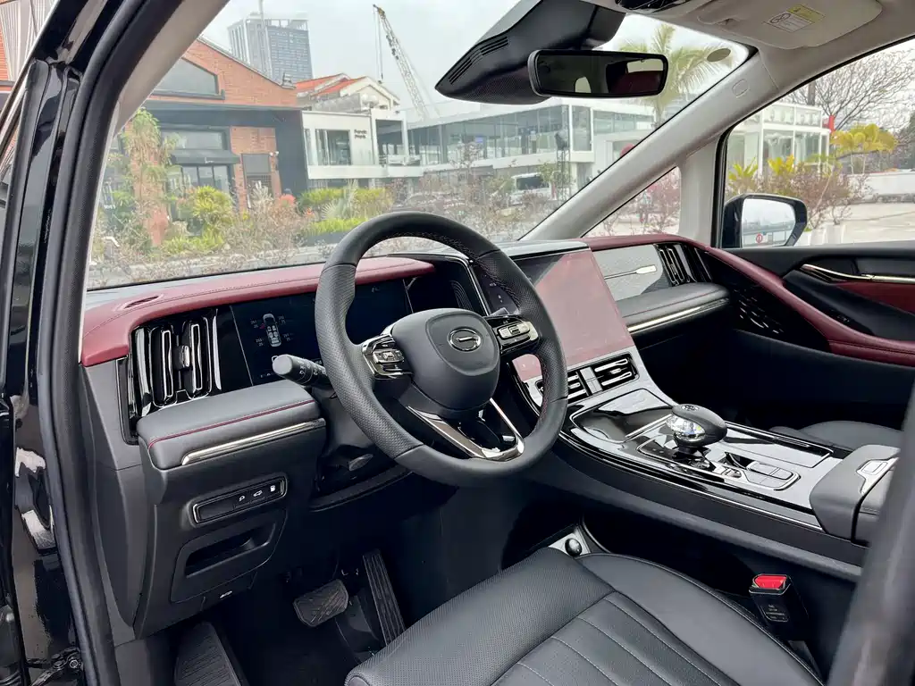GAC Motor Trumpchi E9 2024 — фото 19