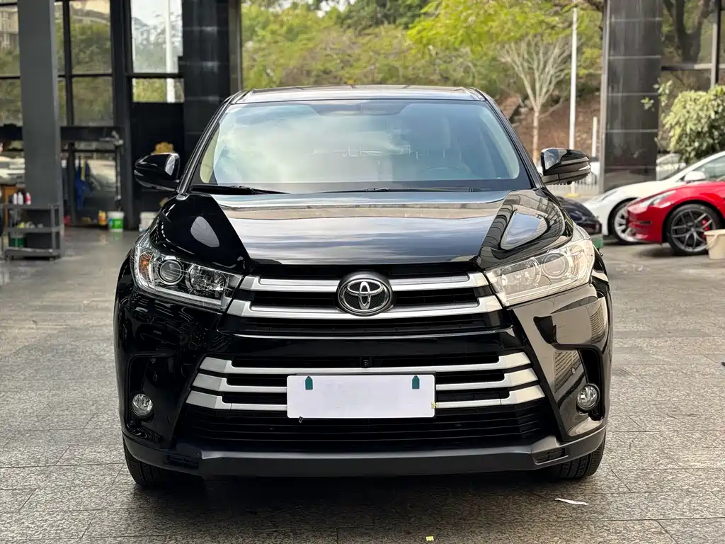 Toyota Highlander 2019