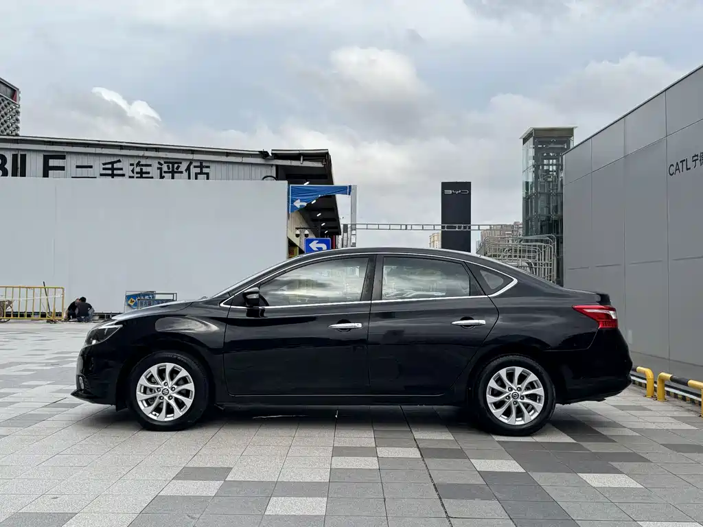 Nissan Sylphy 2017 — фото 27