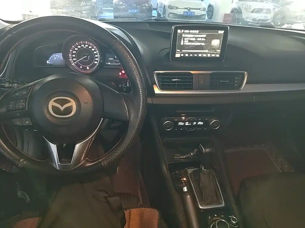 Mazda 3 Angkesela 2015 — фото 10