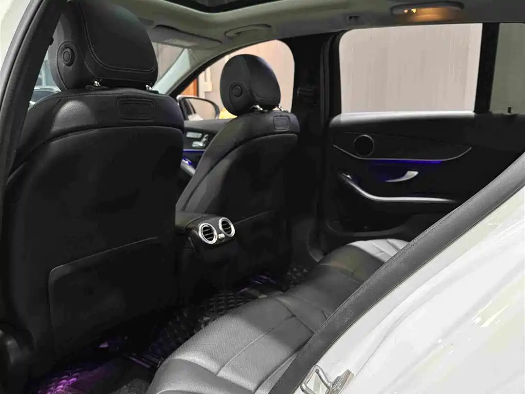 Mercedes-Benz C-Class 2021 — фото 15