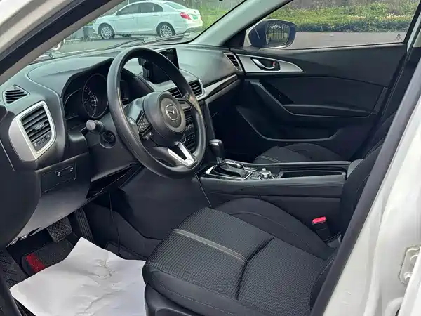 Mazda 3 Axela 2020
