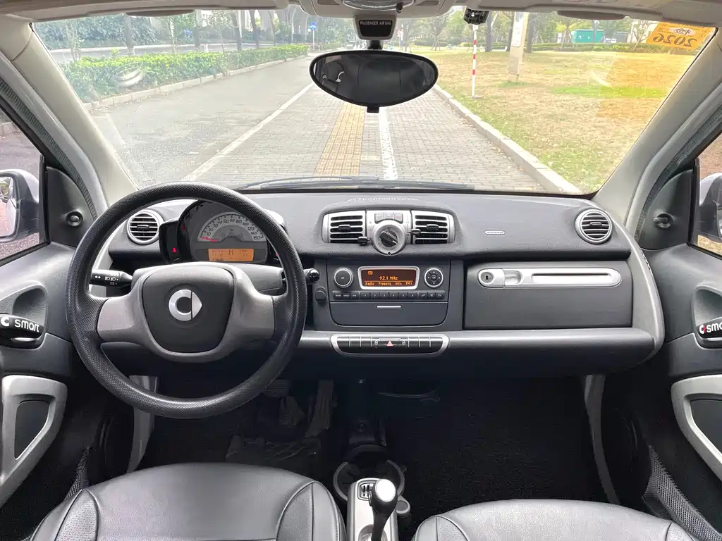 smart Fortwo 2015 — фото 6