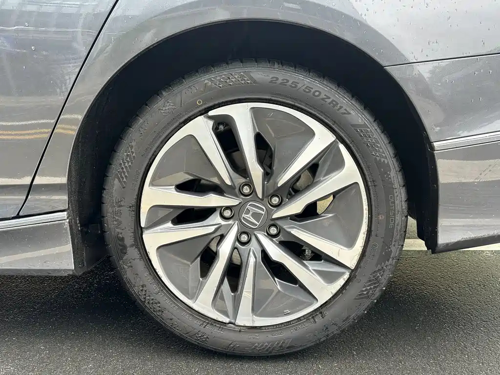 Honda Accord 2020 — фото 10