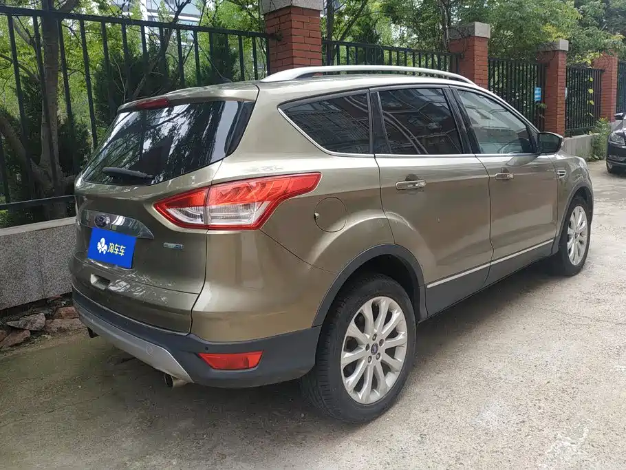 Ford Kuga 2014