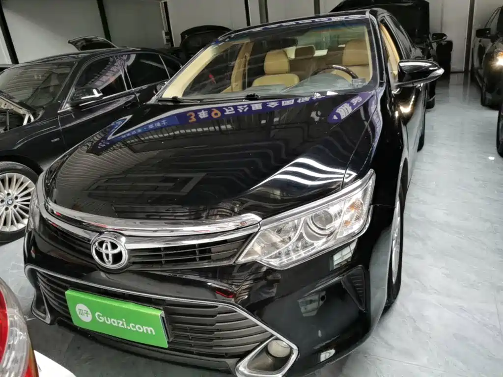 Toyota Camry 2015