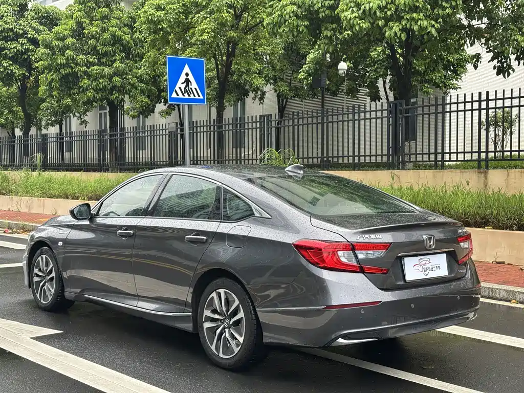 Honda Accord 2020 — фото 12