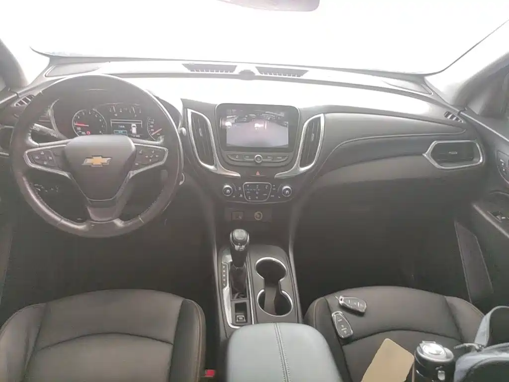 Chevrolet Equinox 2018 — фото 10
