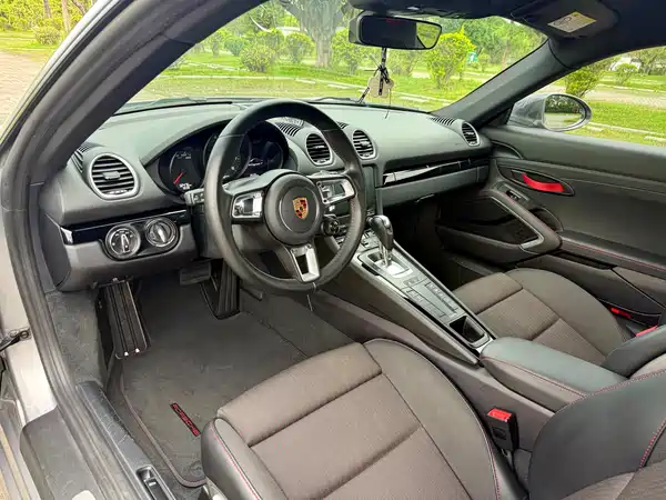 Porsche 718 2019