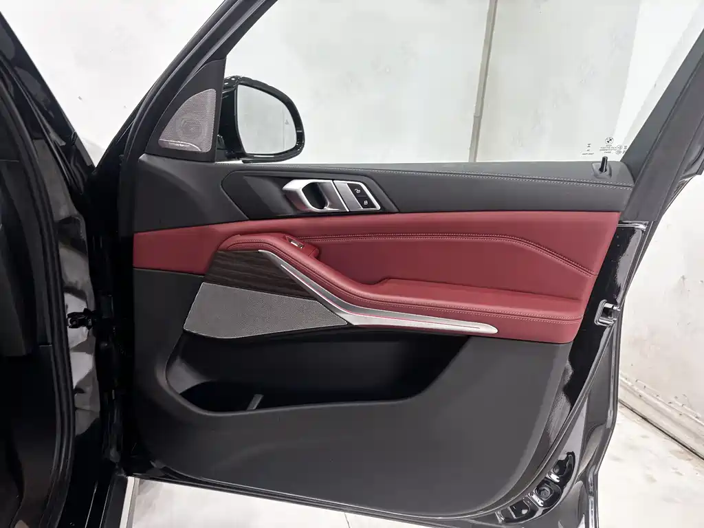 BMW X5 2025 — фото 26