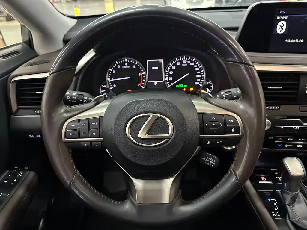 Lexus RX 2020 — фото 10