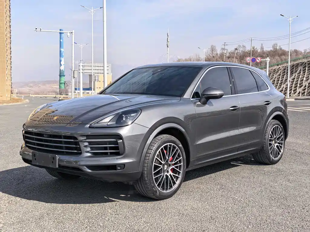 Porsche Cayenne 2019 — фото 1