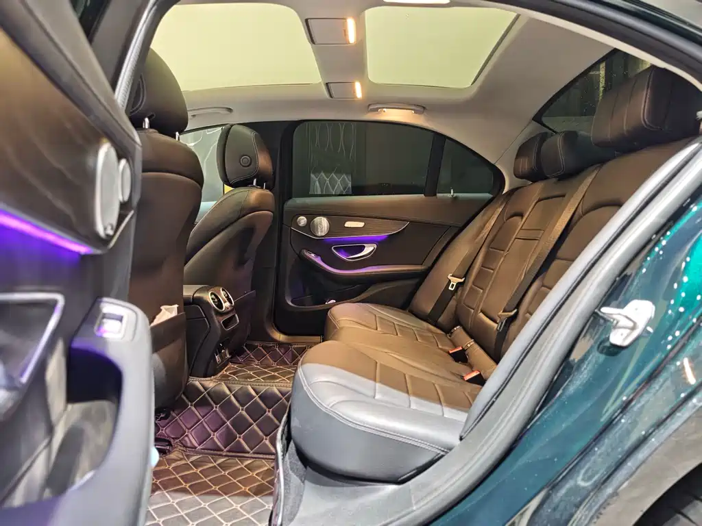 Mercedes-Benz C-Class 2021