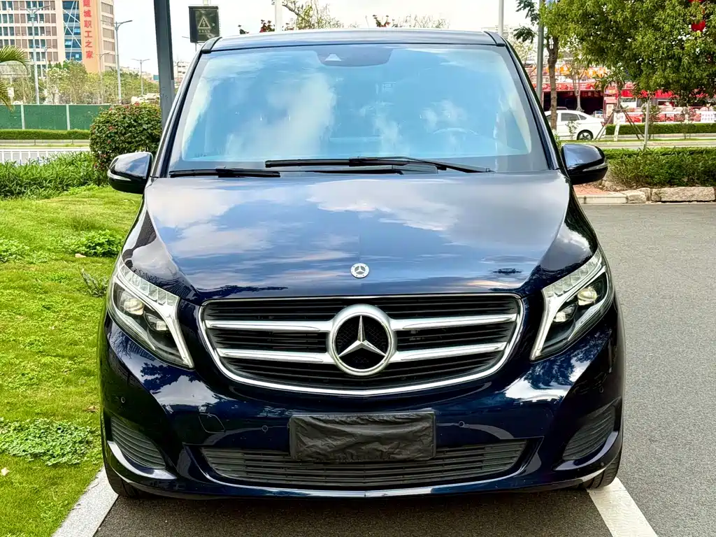 Mercedes-Benz V-Class 2018 — фото 2