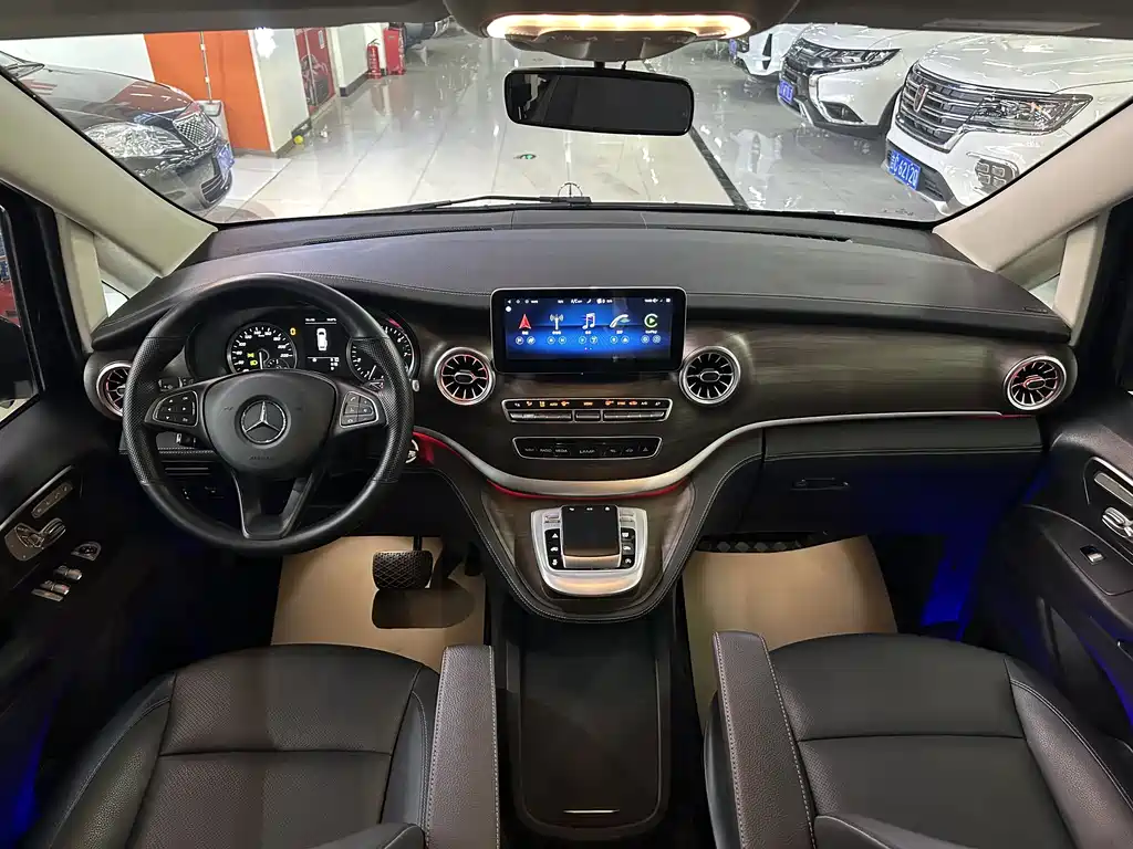 Mercedes-Benz Vito 2023