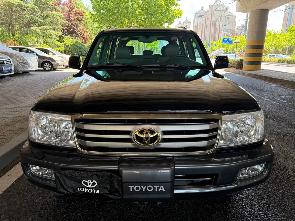 Toyota Land Cruiser 2006 — фото 2