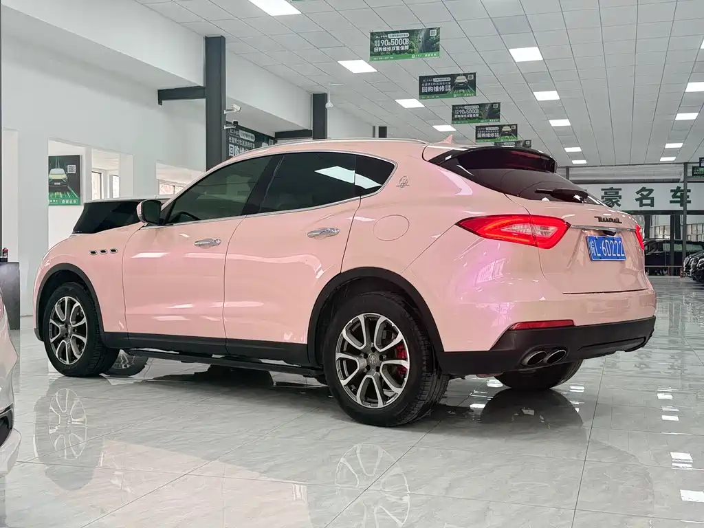 Maserati Levante 2017 — фото 6