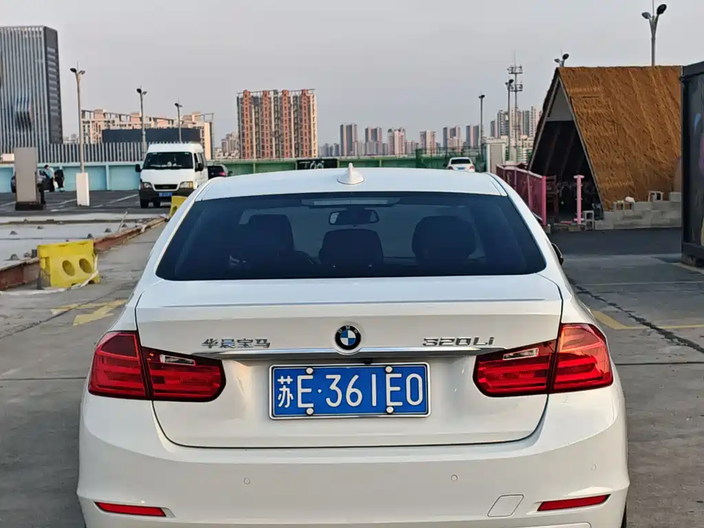 BMW 3 Series 2015 — фото 6