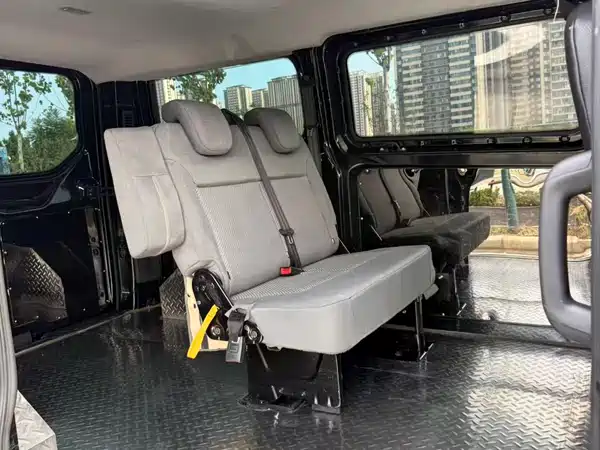 Ford Transit 2022