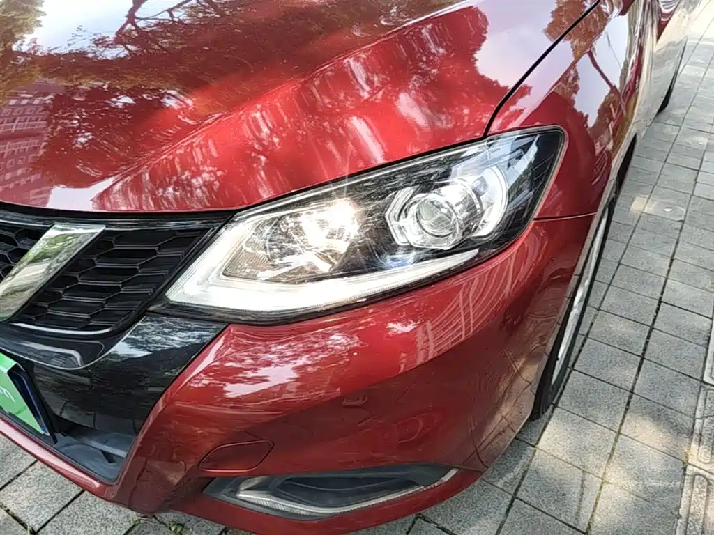 Nissan Tiida 2020 — фото 23