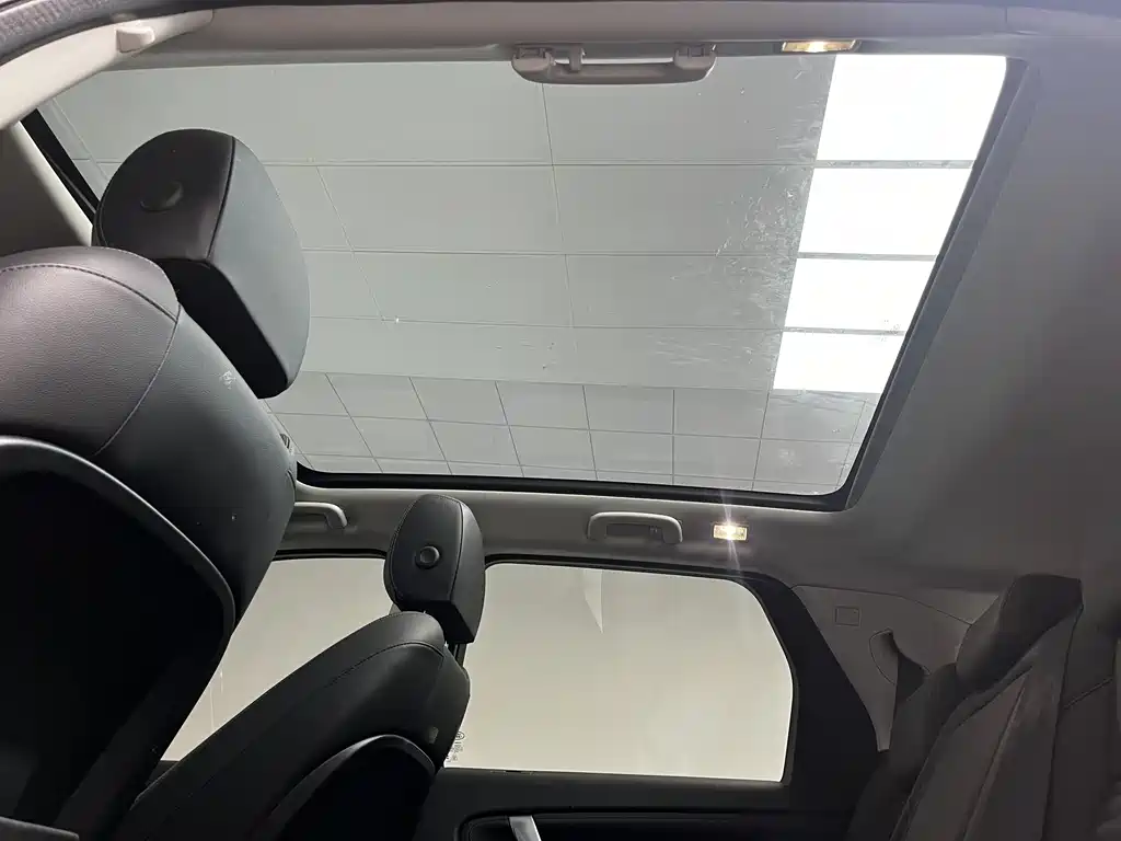 Land Rover Discovery Sport 2024 — фото 12