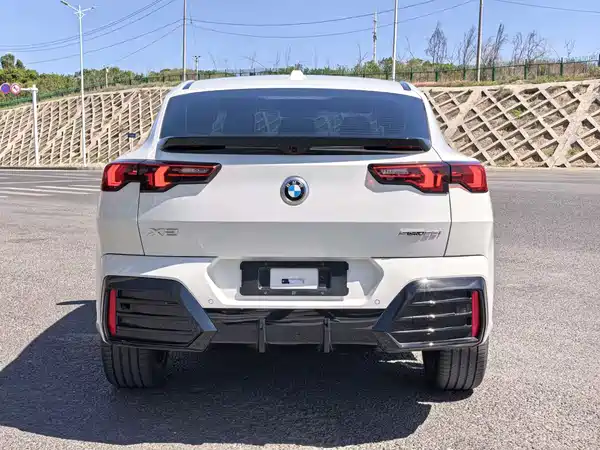 BMW X2 2025