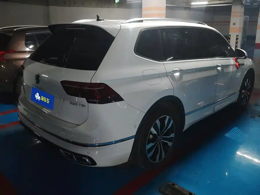 Volkswagen Tiguan L 2023