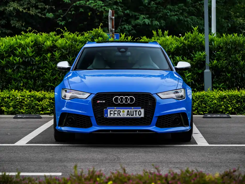 Audi RS 6 2019 — фото 34