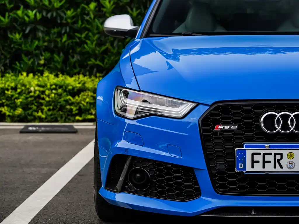 Audi RS 6 2019 — фото 36
