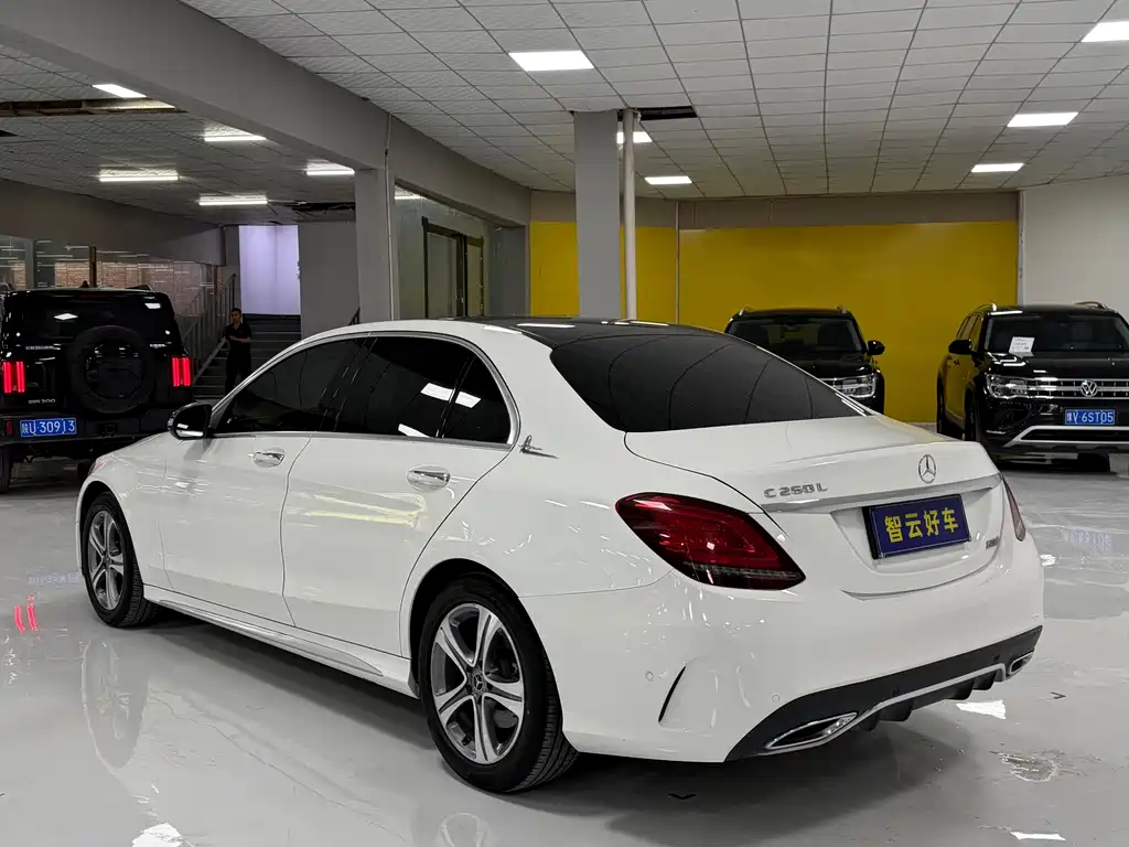 Mercedes-Benz C-Class 2020 — фото 7