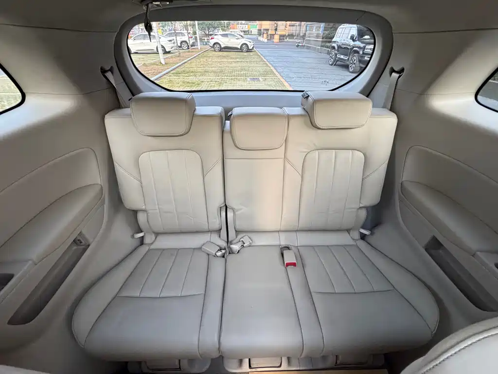 GAC Motor Trumpchi M8 2019 — фото 16