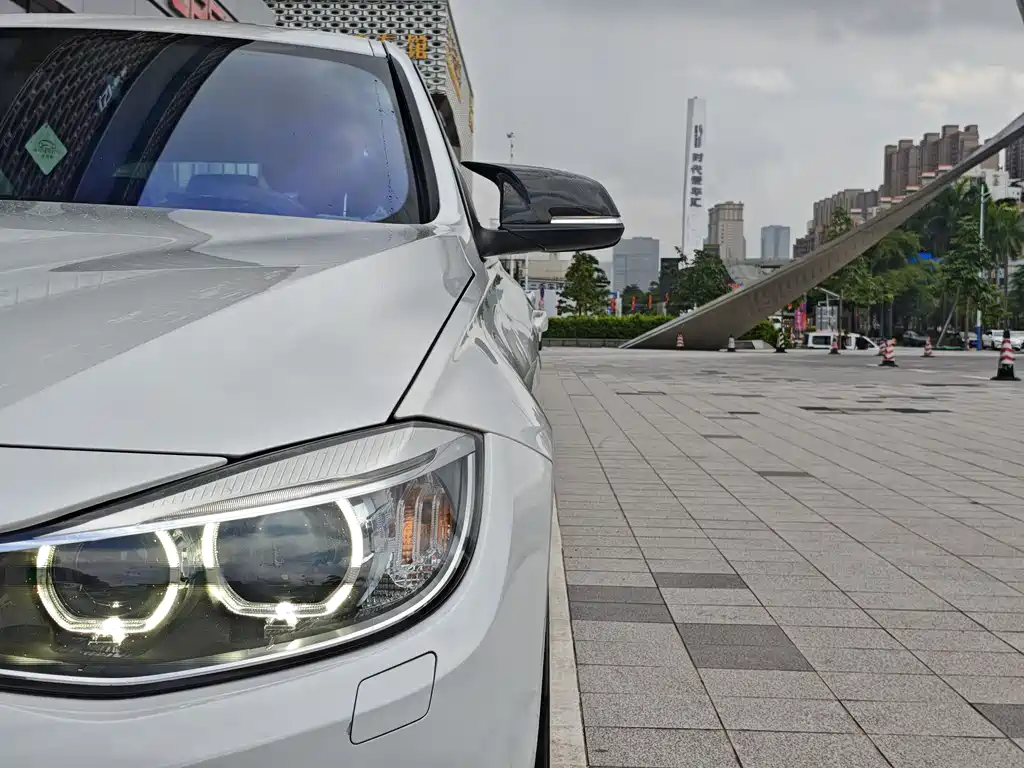 BMW 3 Series GT 2016 — фото 19