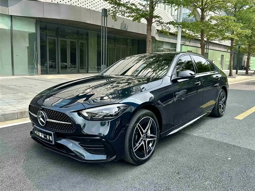 Mercedes-Benz C-Class 2024 — фото 1