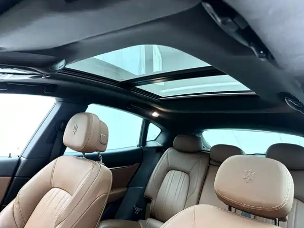 Maserati Levante 2021