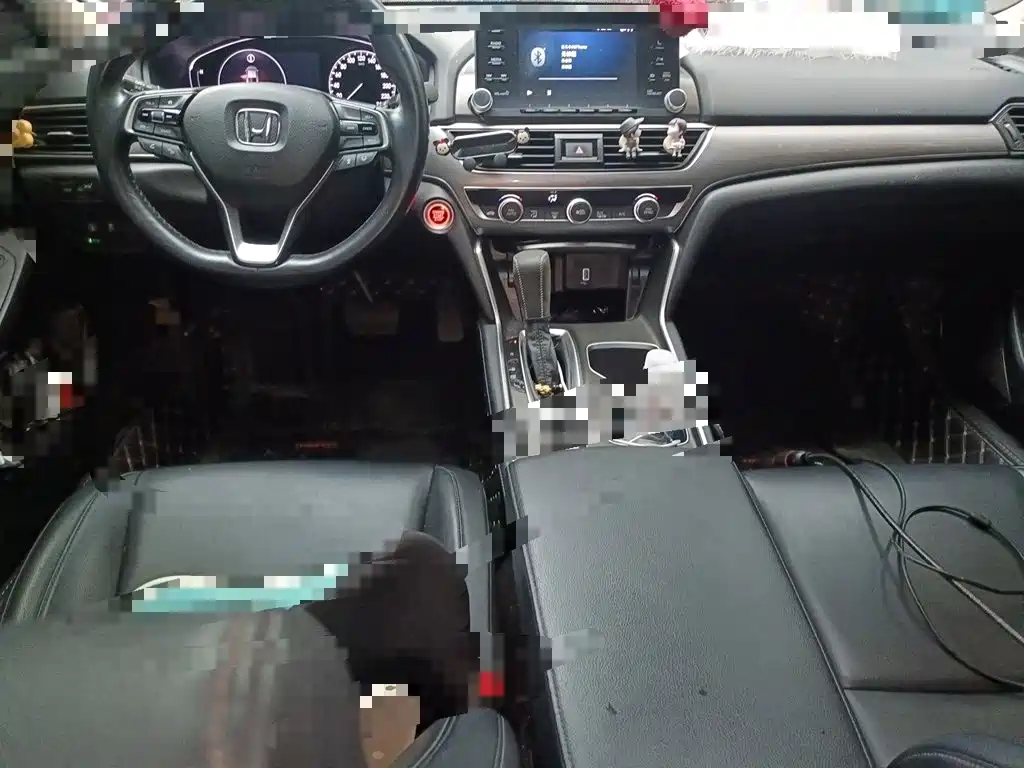 Honda Accord 2020 — фото 13