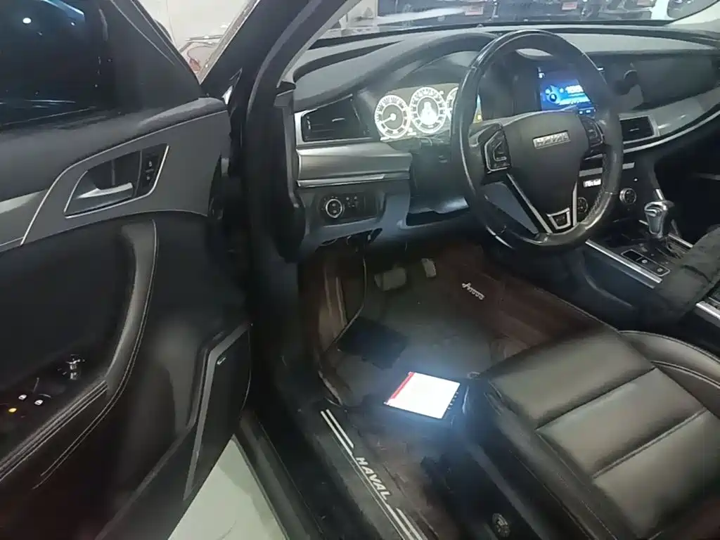 Haval H7 2018 — фото 16