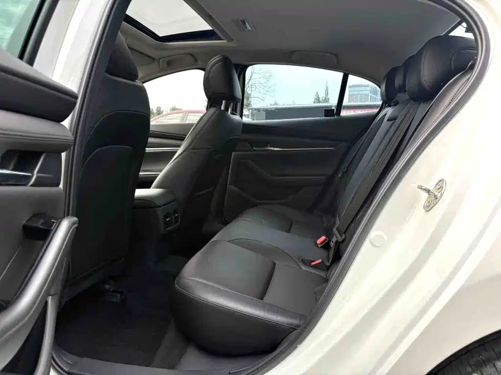 Mazda 3 Axela 2020