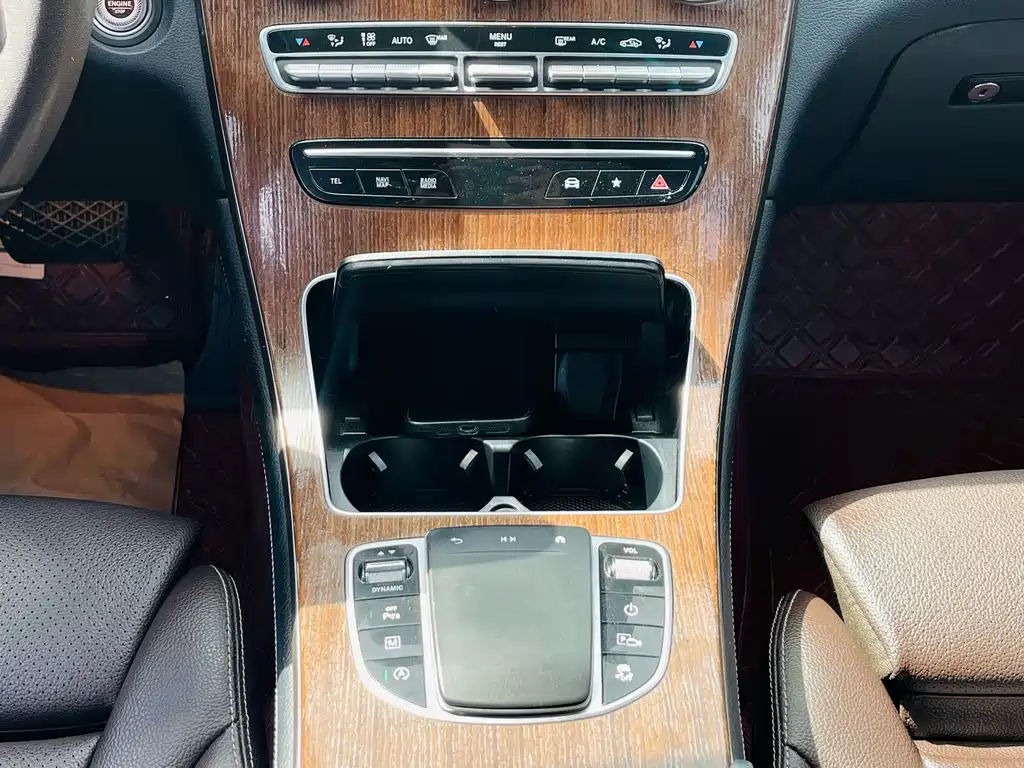Mercedes-Benz GLC 2021 — фото 10