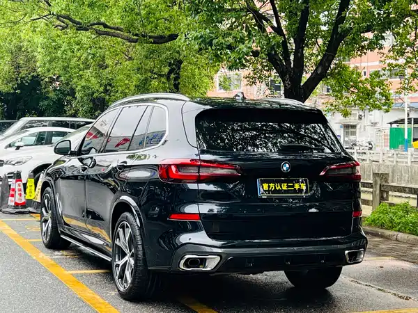 BMW X5 2022