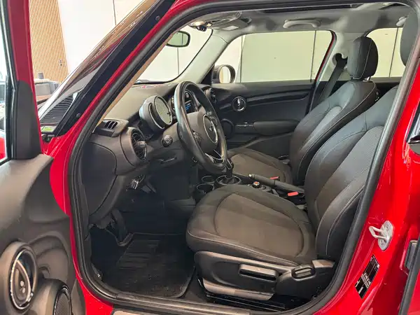 MINI 2021