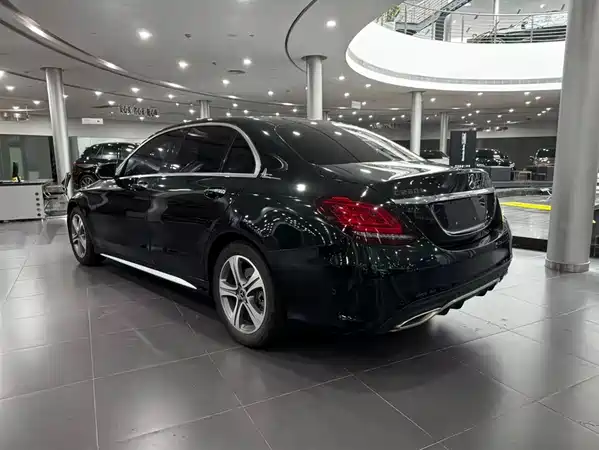 Mercedes-Benz C-Class 2019