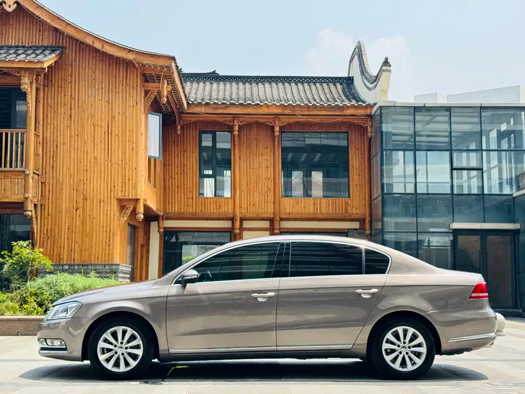 Volkswagen Magotan 2015