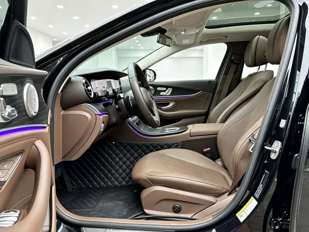 Mercedes-Benz E-Class 2023 — фото 4