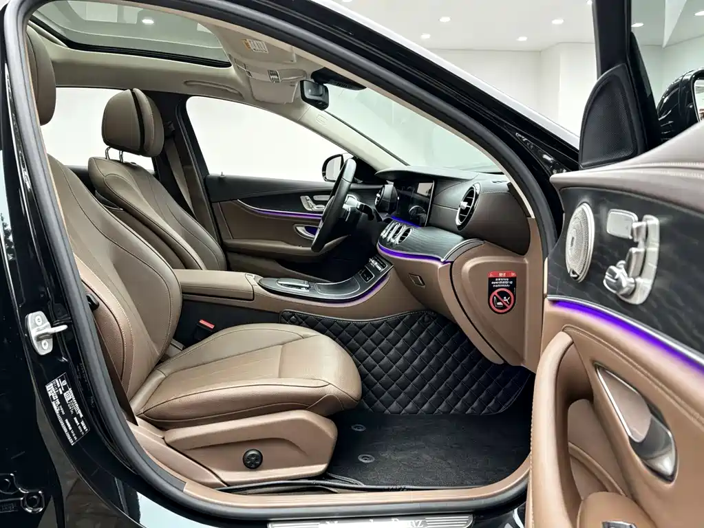 Mercedes-Benz E-Class 2023 — фото 5