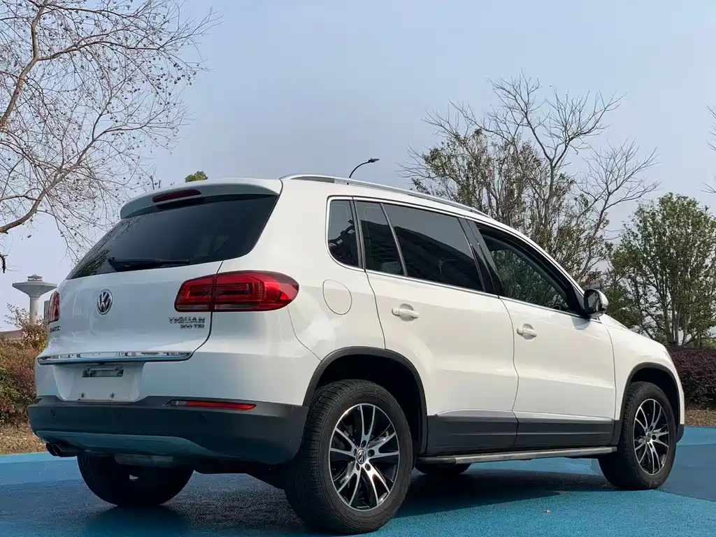 Volkswagen Tiguan 2016 — фото 9